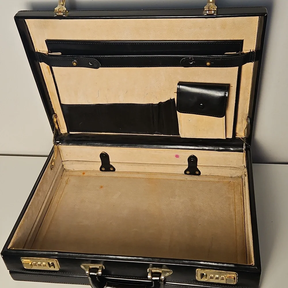 Vintage Black Presto Leather Briefcase Bag with Gold Accents Mens VTG Luggage